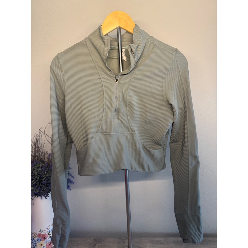 90 Degree by Reflex Women Sage Green Ribbed Quarter Zip Cropped Active Top M